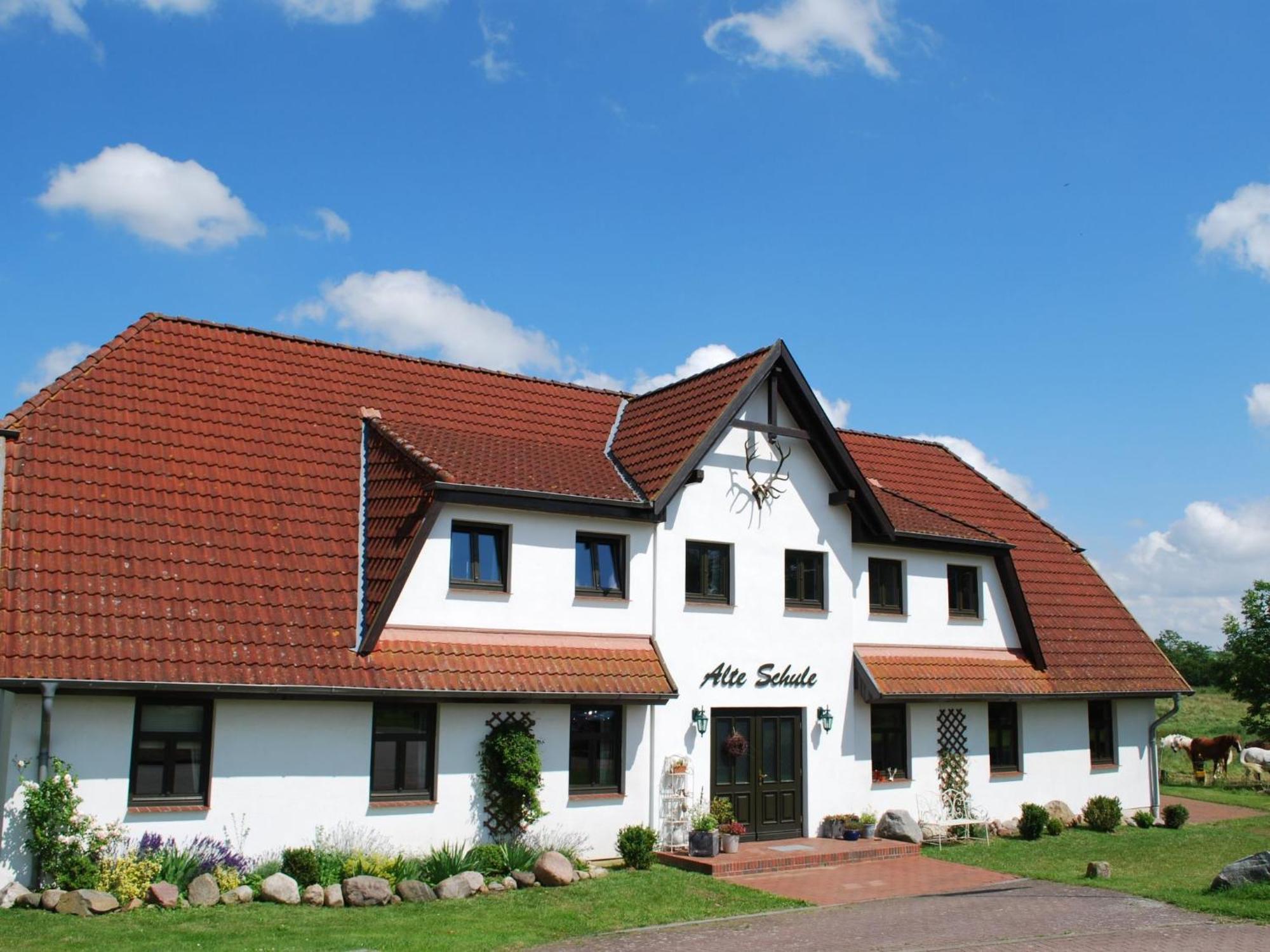 Apartment Gaestehaus Alte Schule-10 By Interhome Dargun Dış mekan fotoğraf